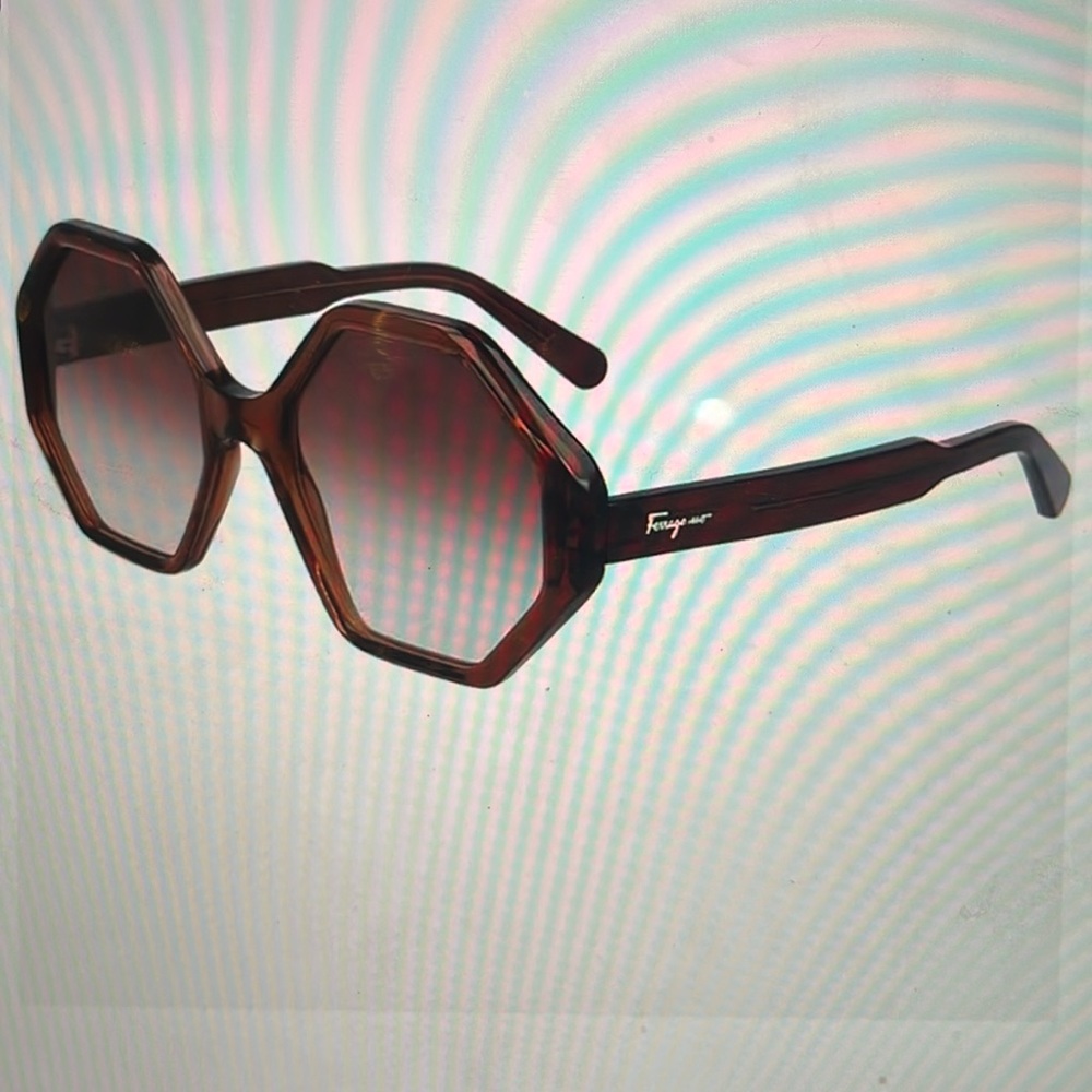 Salvatore Ferragamo SF 1060S 210 crystal brown acetate round sunglasses